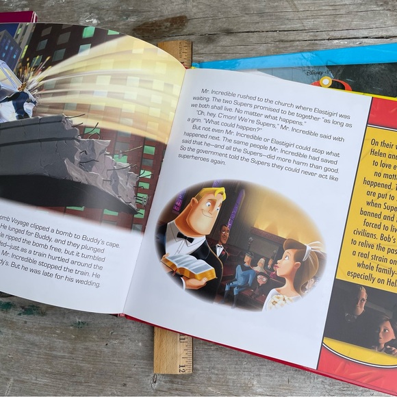 The incredibles set of two children’s books - Picture 3 of 5